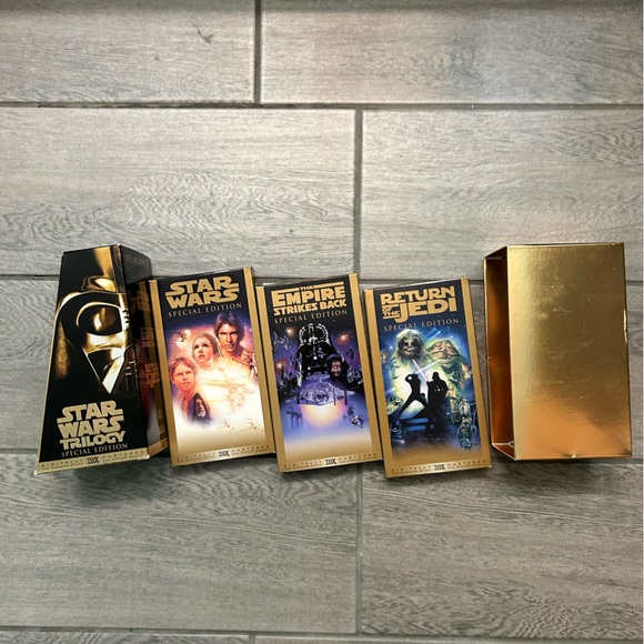 Star Wars Trilogy VHS set gold black collectors item boxed set 3 VHS set Jedi - Picture 13 of 14